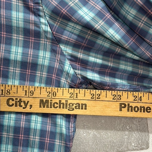 Faherty Blue and Pink Plaid Casual Button Down Shirt Mens‎ - Picture 6 of 9